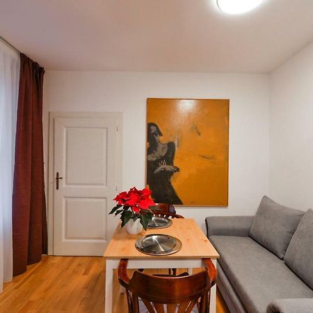 Romantic Apartment Prague Near Charles Bridge Εξωτερικό φωτογραφία