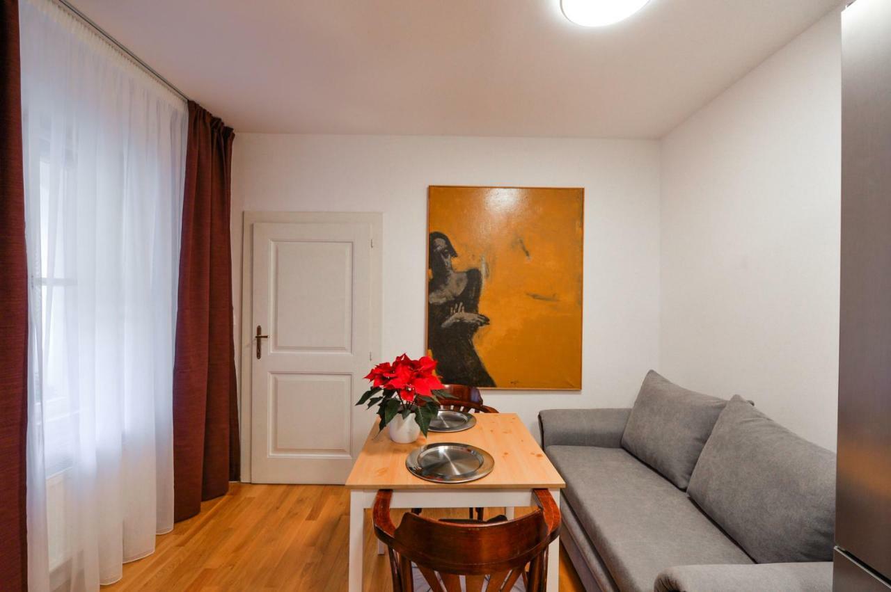 Romantic Apartment Prague Near Charles Bridge Εξωτερικό φωτογραφία