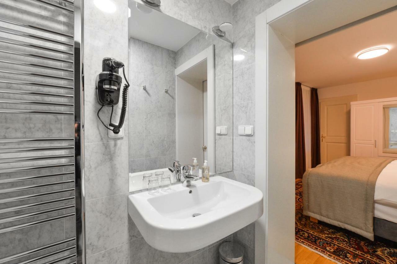 Romantic Apartment Prague Near Charles Bridge Εξωτερικό φωτογραφία